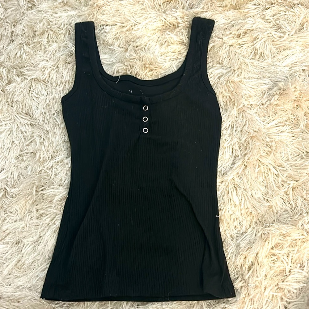 Black tank buttons🫂